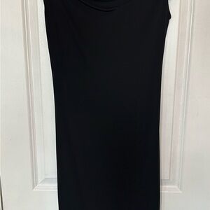 Chesley Black Apparel Size M